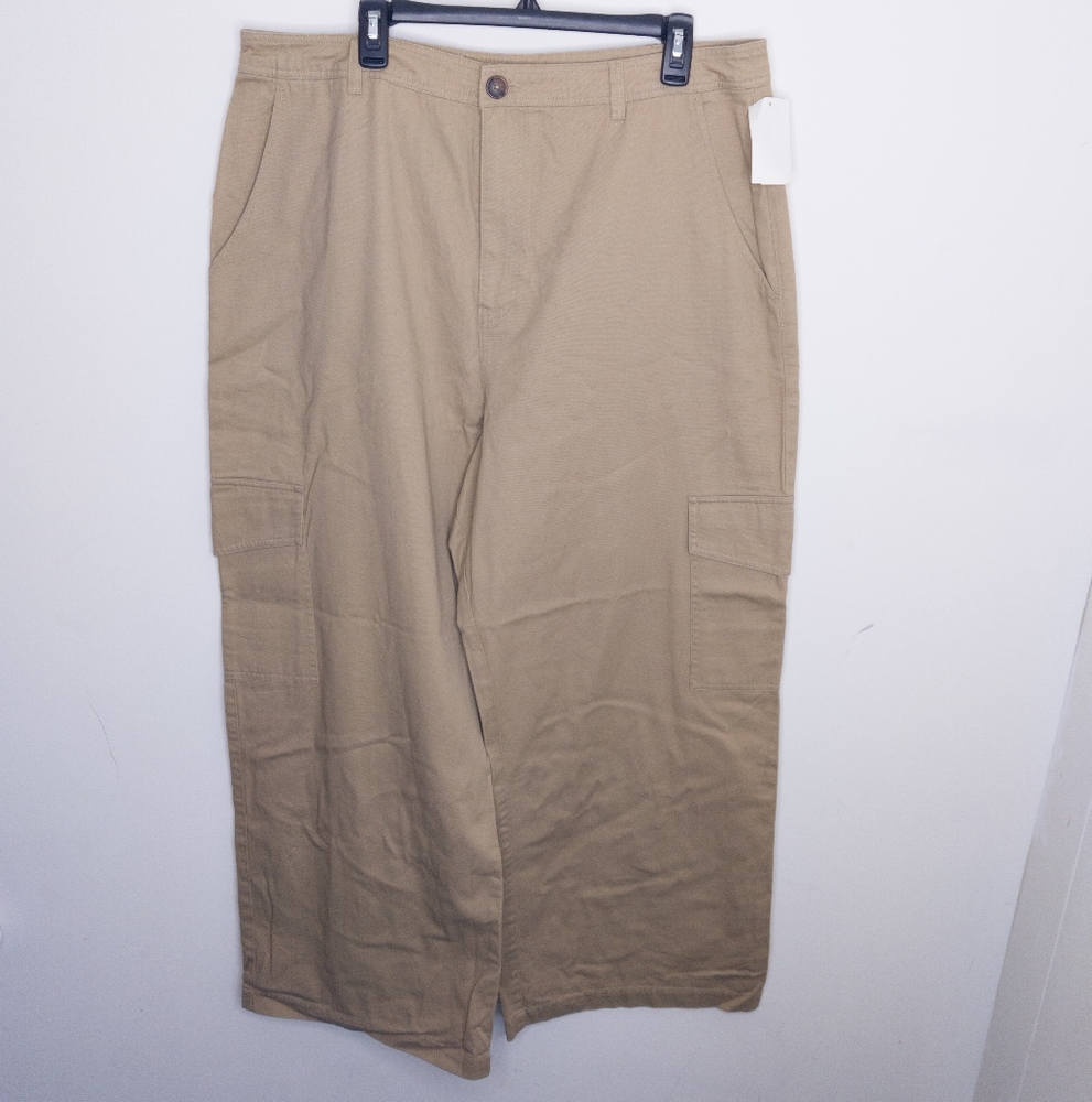 BP Nordstrom Women's Baggy Cargo Pants Plus Size 1X Khaki Bottoms
